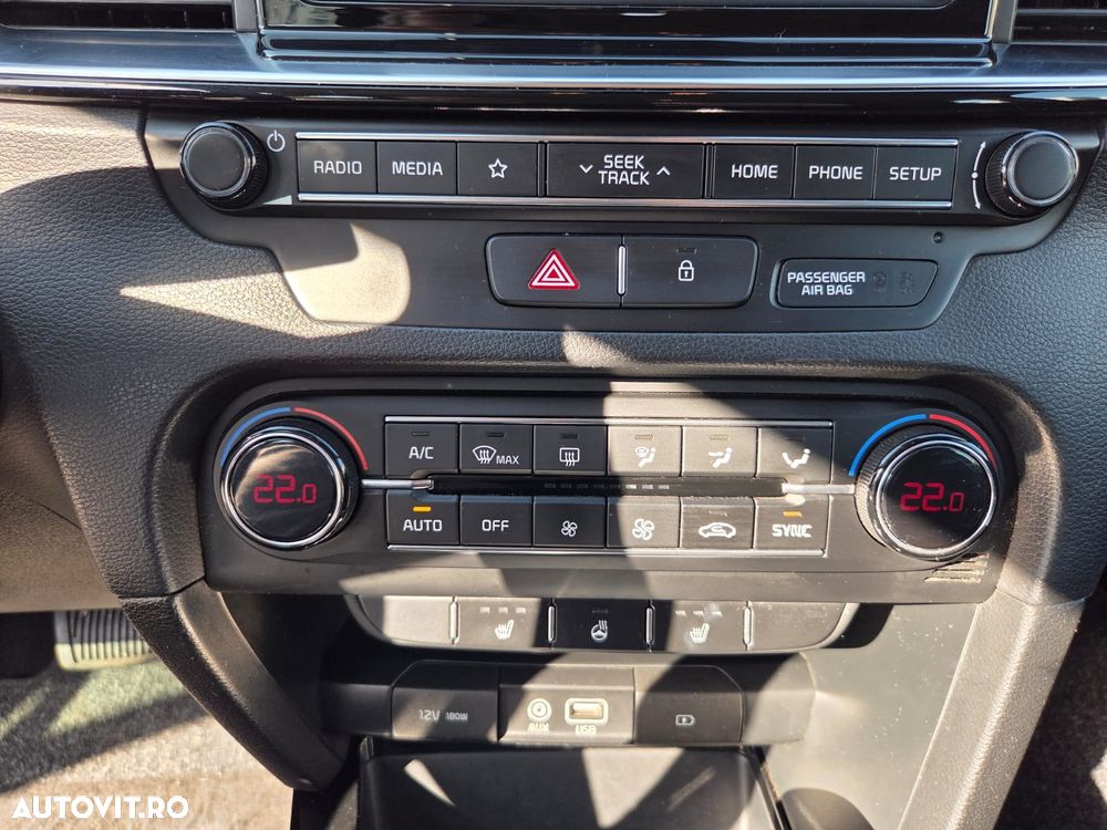 Kia Ceed 1.4 T-GDI 7DCT GT Line - 10