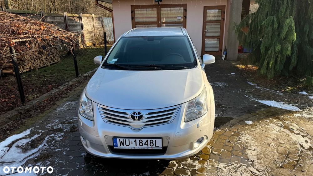 Toyota Avensis 2.0 D-4D Sol plus - 2