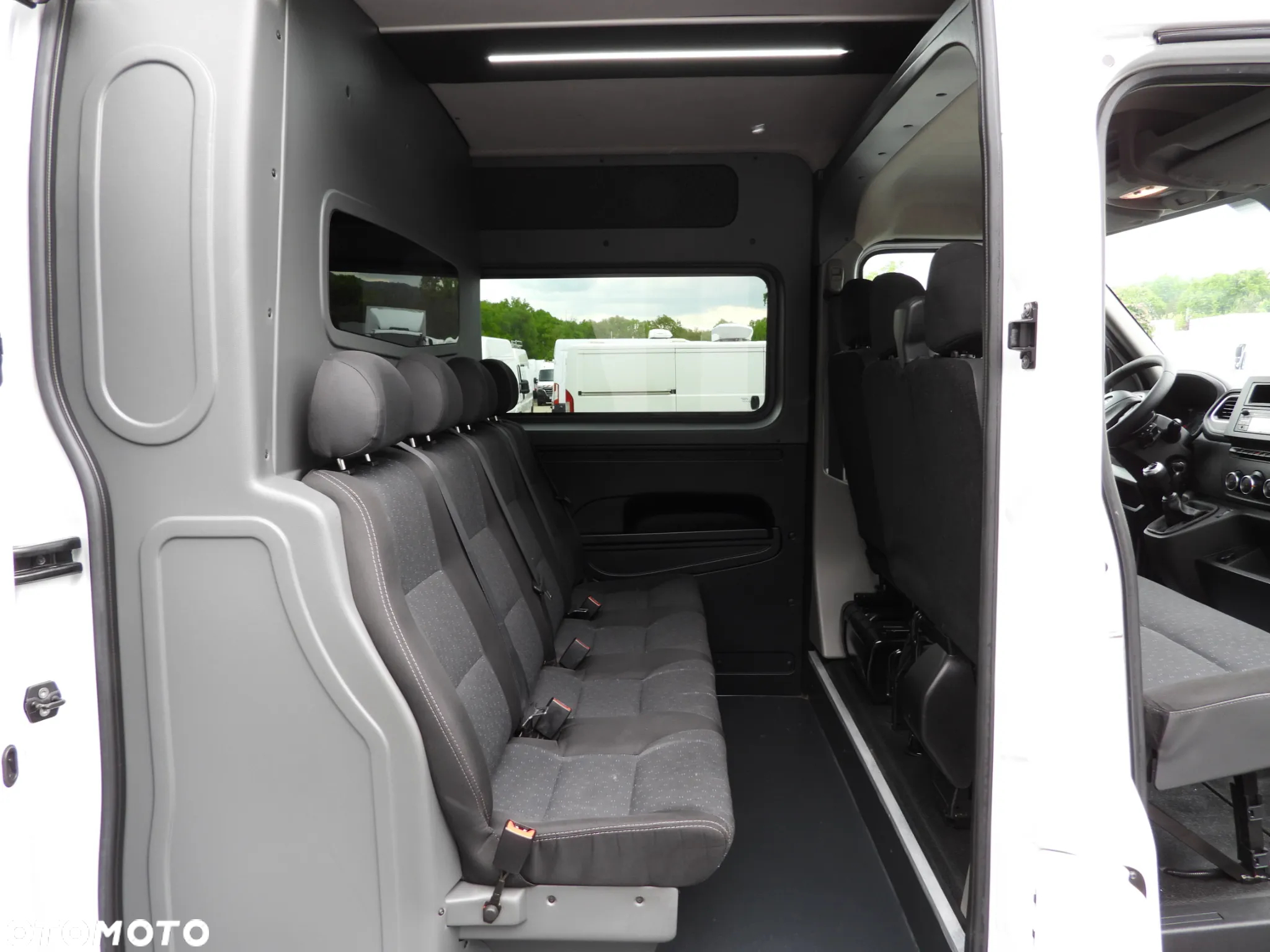 Opel MOVANO  FURGON BRYGADÓWKA 7 MIEJSC TEMPOMAT LEDY KLIMATYZACJA 135KM [ 254923 ] - 38