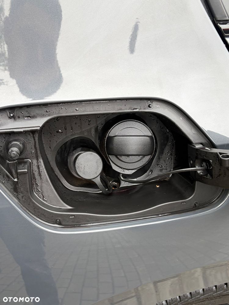 Volkswagen Golf 1.5 eTSI Style DSG - 19