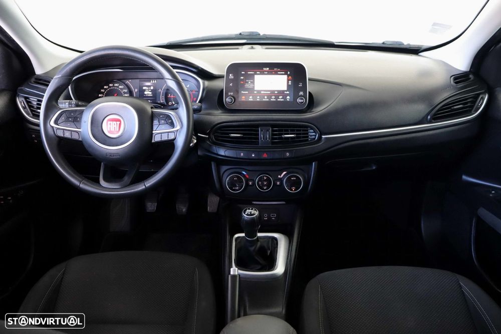 Fiat Tipo Station Wagon 1.3 M-Jet Lounge - 33