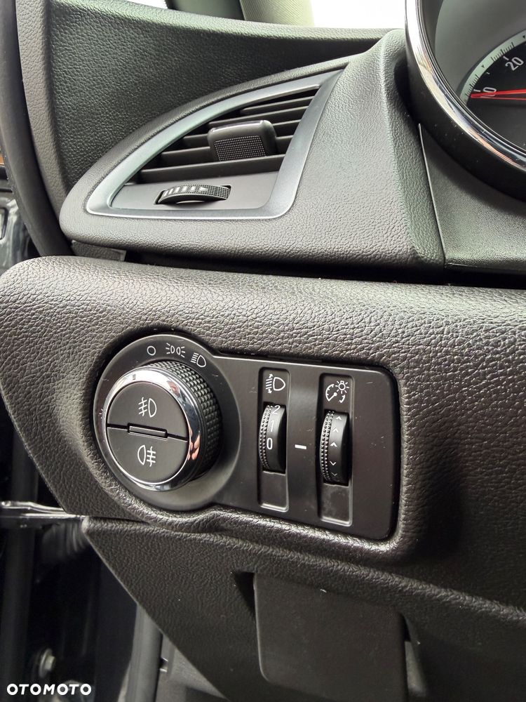 Opel Astra - 15