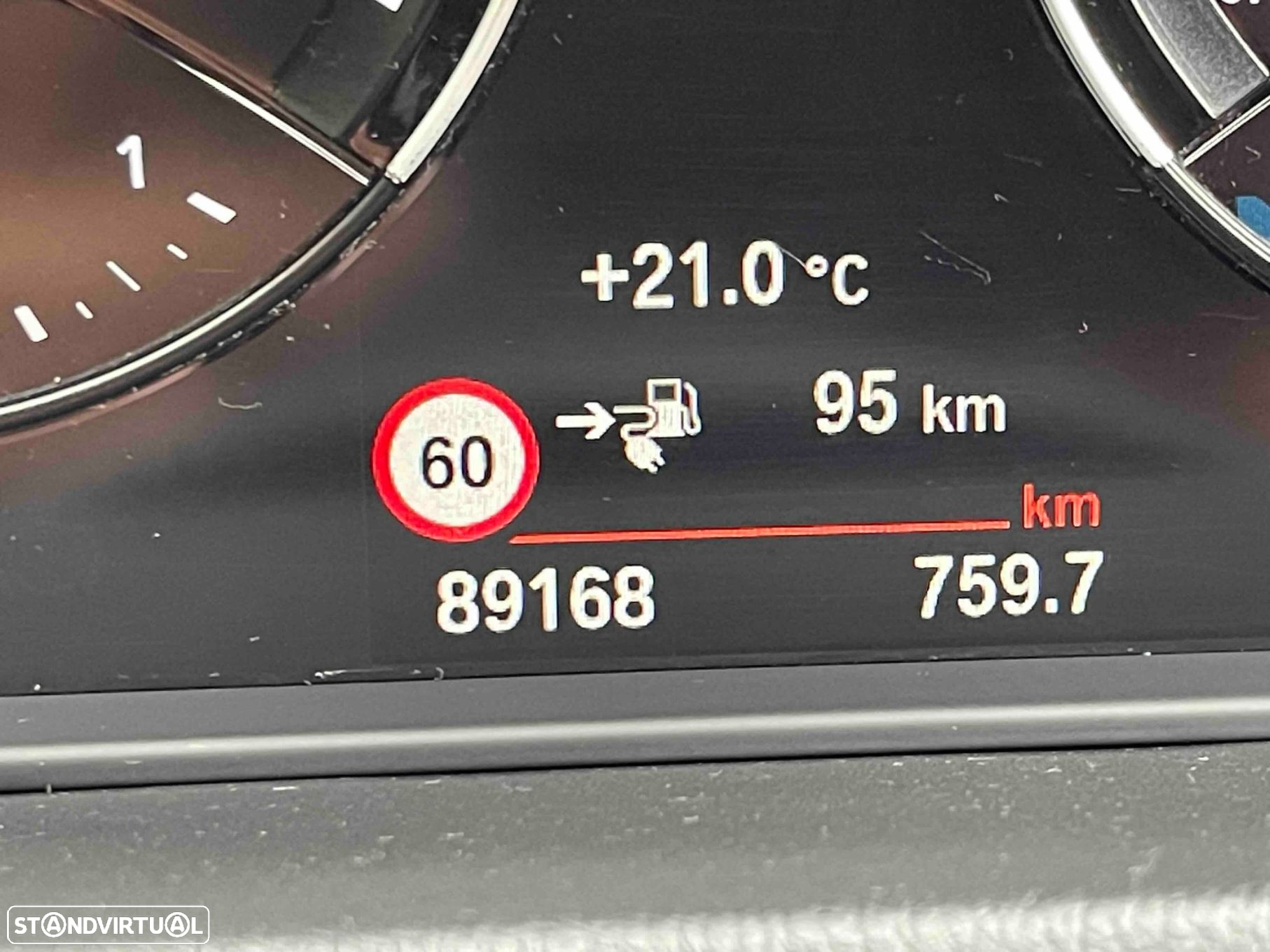BMW X2 25 e xDrive X Pack M - 8