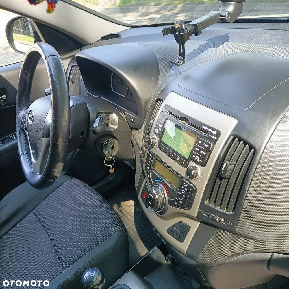Hyundai i30 1.6 Classic - 14