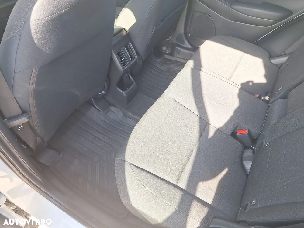 Honda HR-V 1.5 e:HEV 4x2 E-CVT Elegance - 16