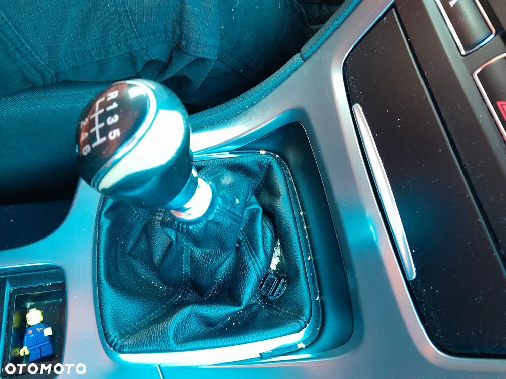 Ford Mondeo 1.6 TDCi Platinium X Plus (Titanium) - 26