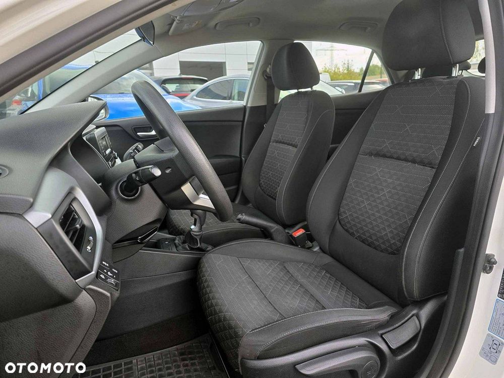Kia Rio 1.4 crdi M - 13
