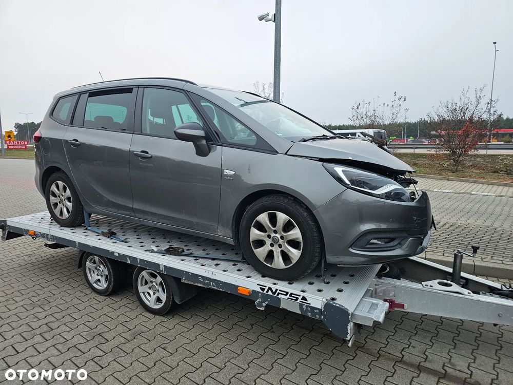 Opel Zafira 2016 photo 2