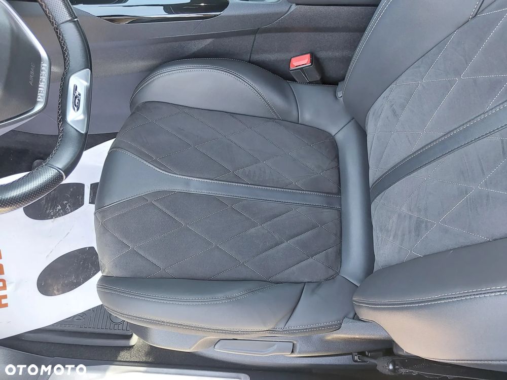 Peugeot 3008 2.0 BlueHDi GT S&S EAT8 - 13
