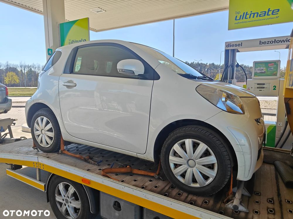 Toyota iQ 1.33 - 6