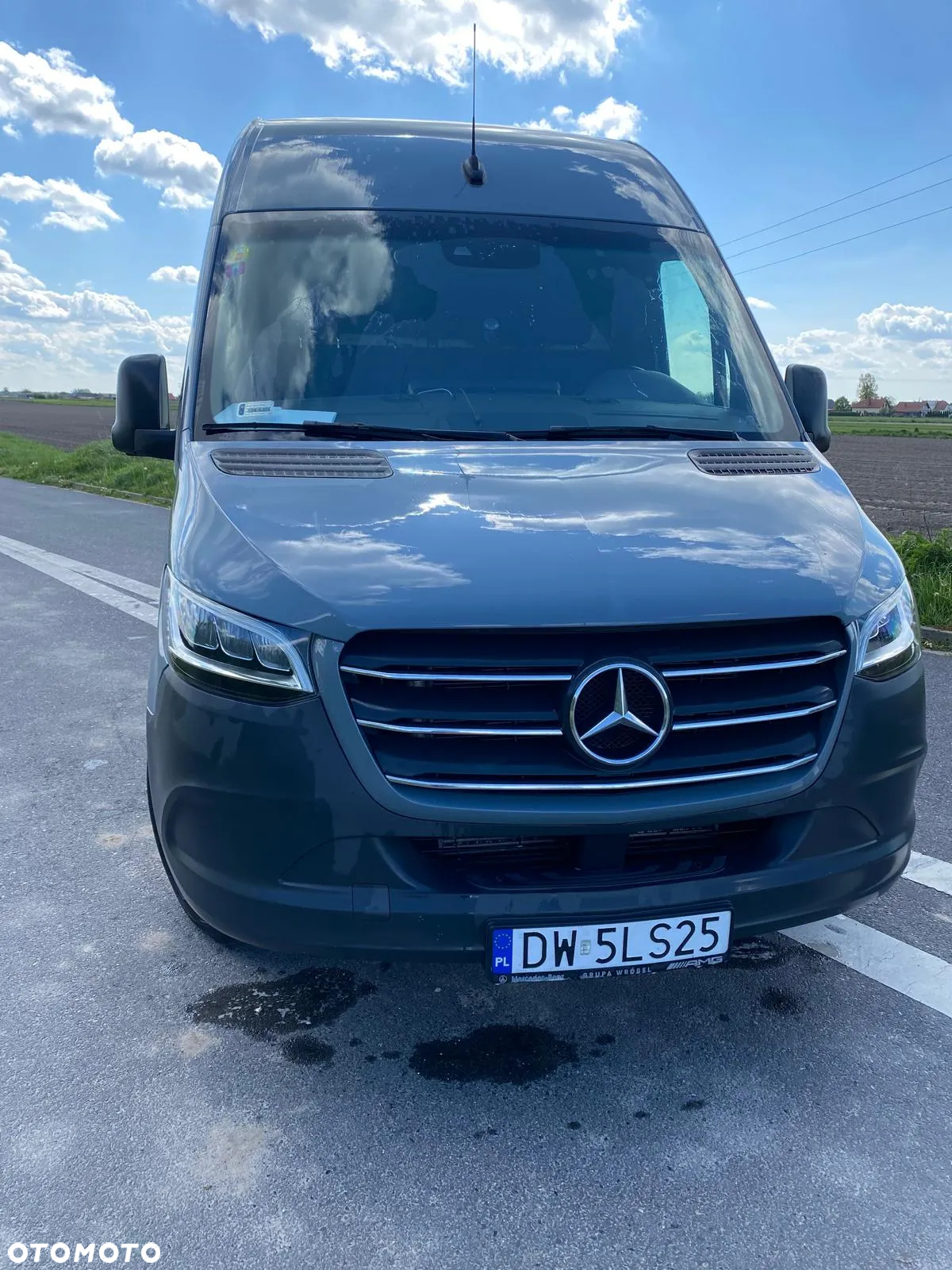 Mercedes-Benz Sprinter - 12