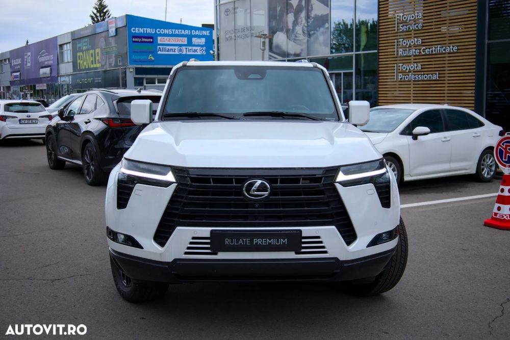 Lexus Seria LX - 3