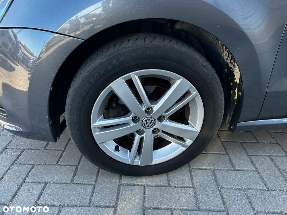 Volkswagen Polo - 29