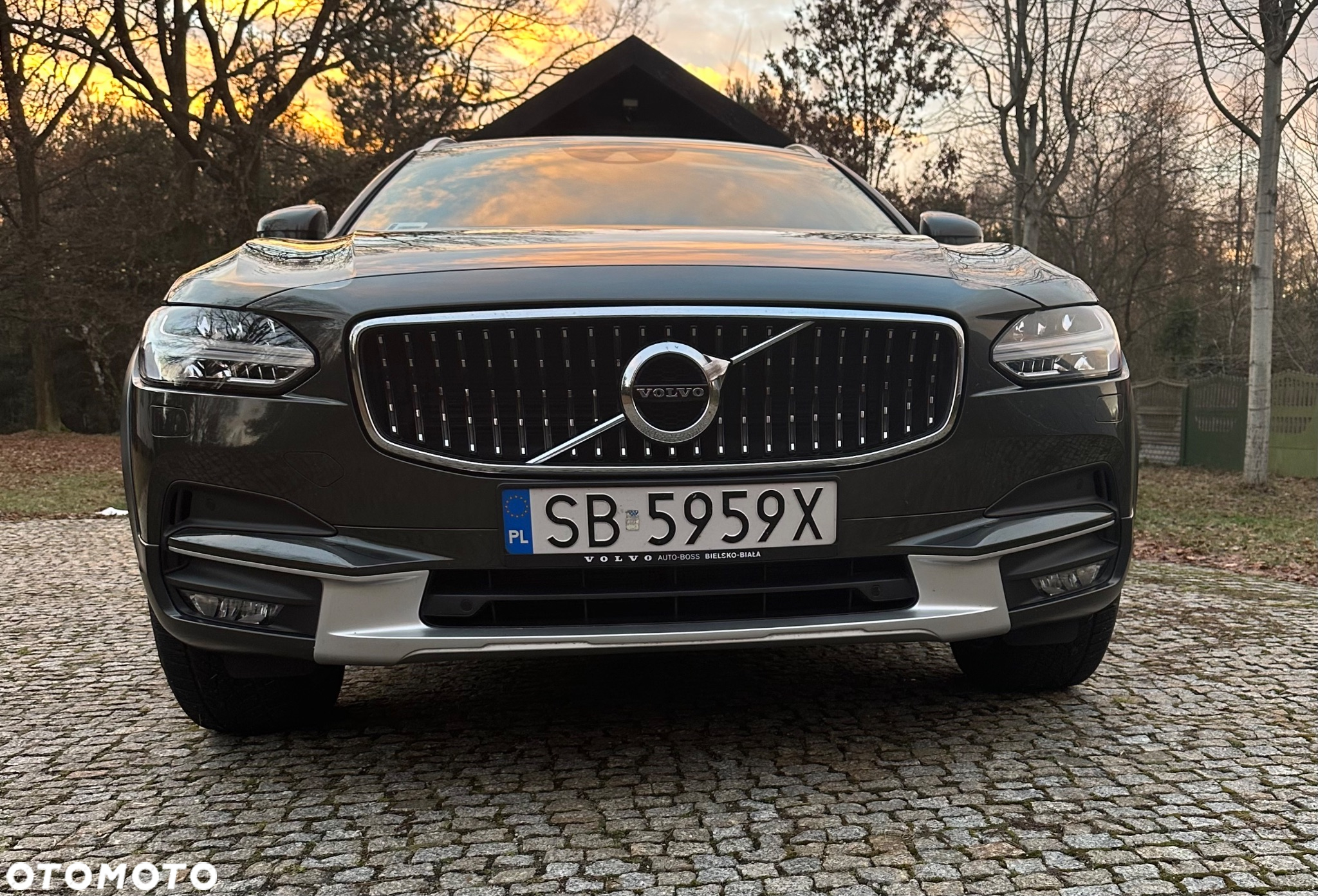 Volvo V90 D5 SCR AWD Momentum Pro - 10