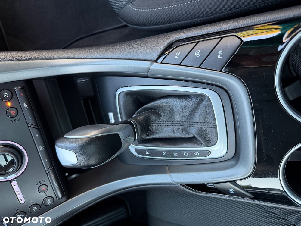 Ford Mondeo 2.0 TDCi PowerShift-Aut Allrad Titanium - 28