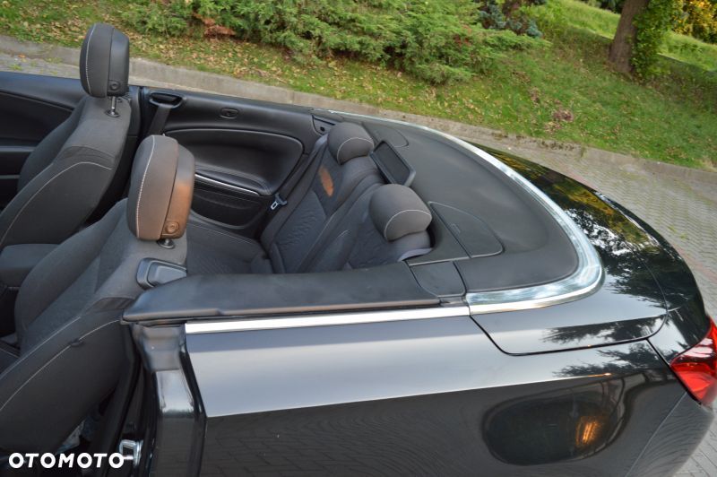 Opel Cascada - 11