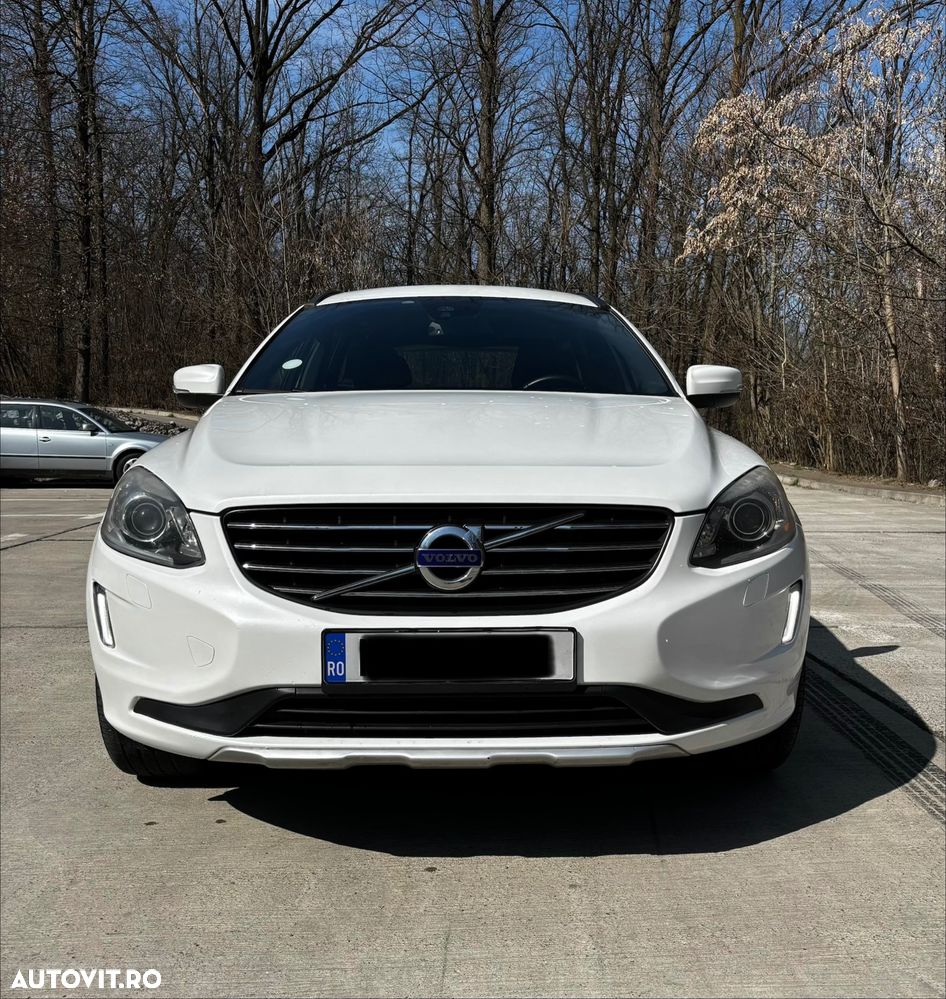 Volvo XC 60 D5 AWD Geartronic Momentum - 1