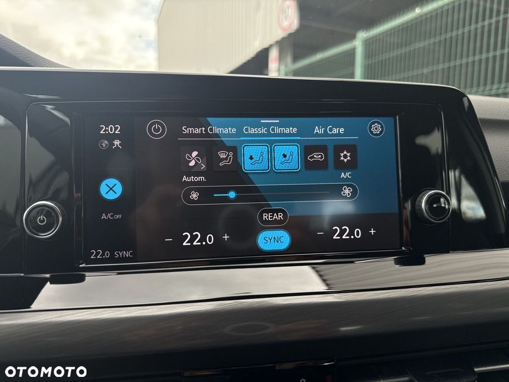 Volkswagen Golf 1.5 eTSI EVO Style DSG - 27