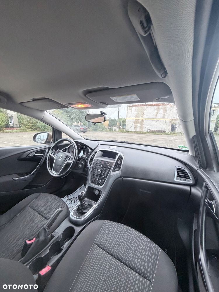 Opel Astra 1.6 - 24