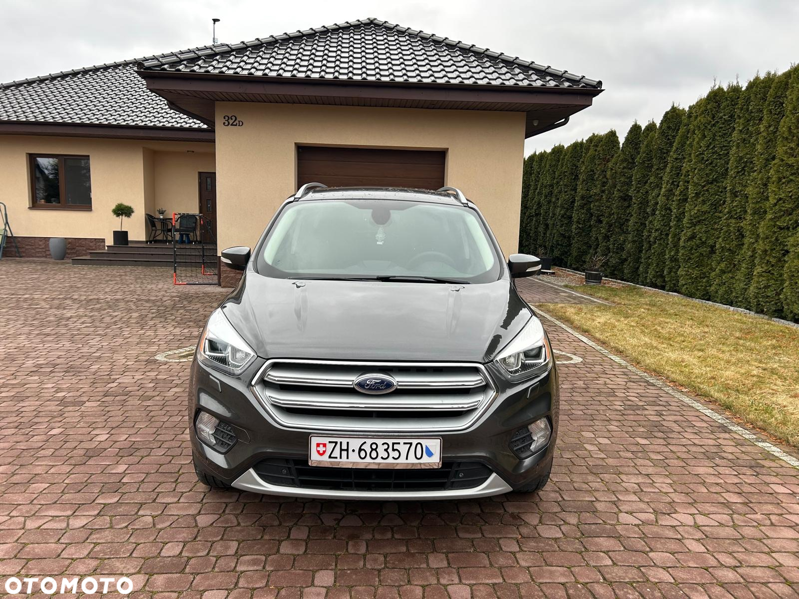 Ford Kuga 2.0 TDCi 4WD Trend - 3
