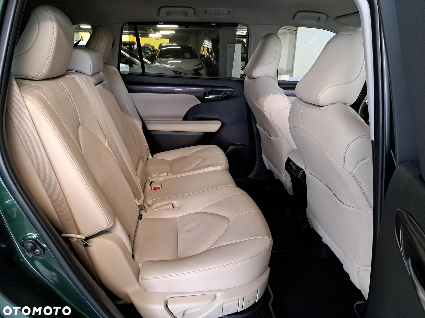 Toyota Highlander - 14