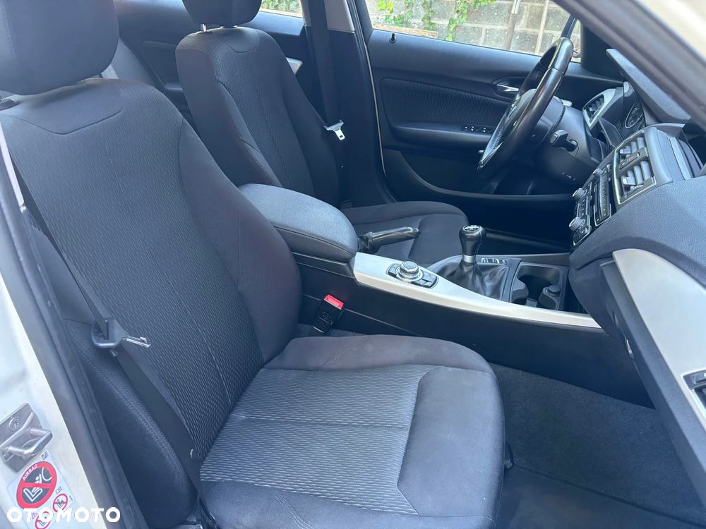 BMW Seria 1 116i Edition Metropolitan - 11