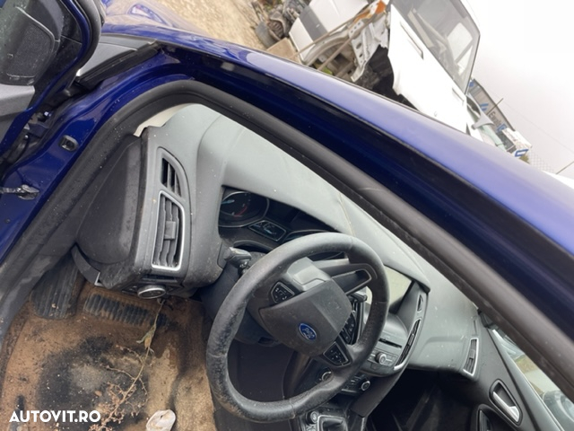 Dezmembrez Ford Focus 2017 - 4