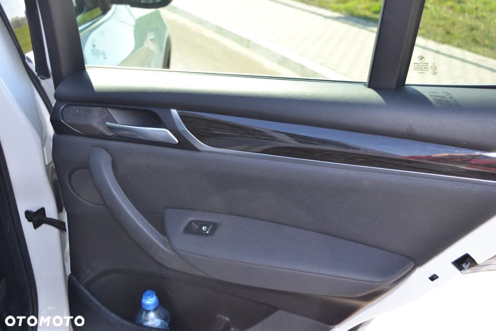 BMW X3 xDrive28i xLine - 20