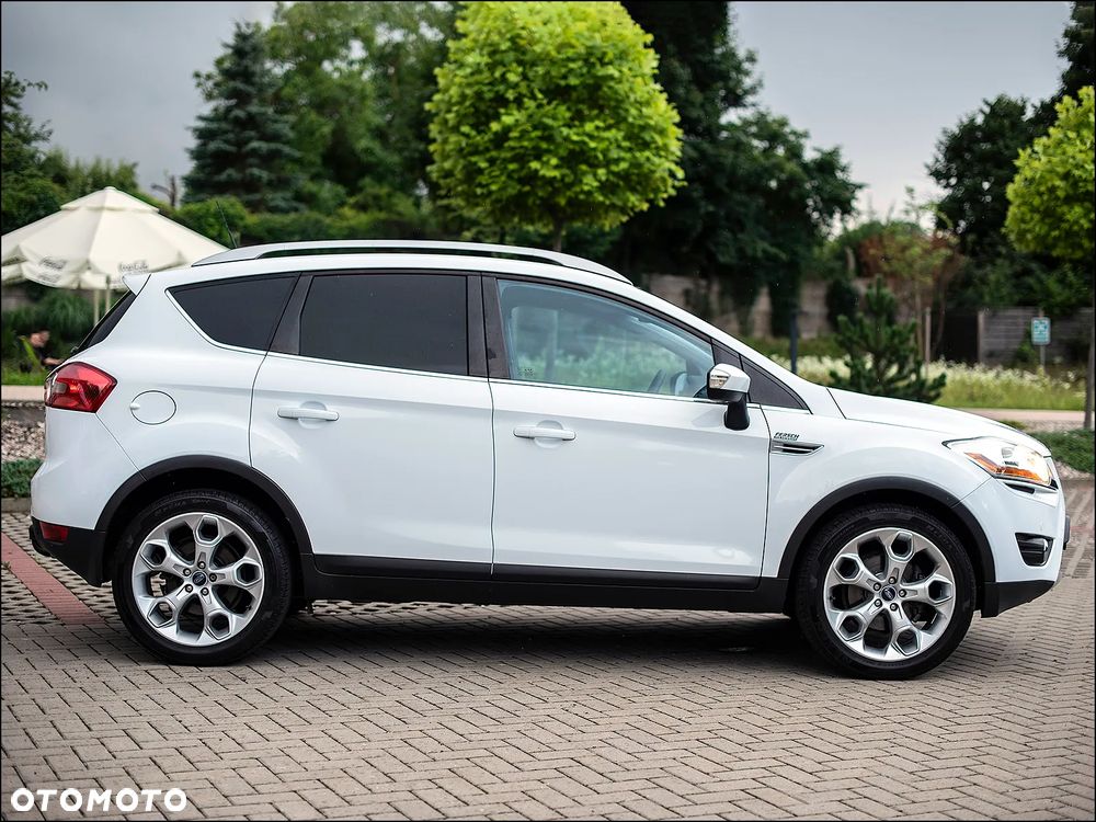 Ford Kuga - 10