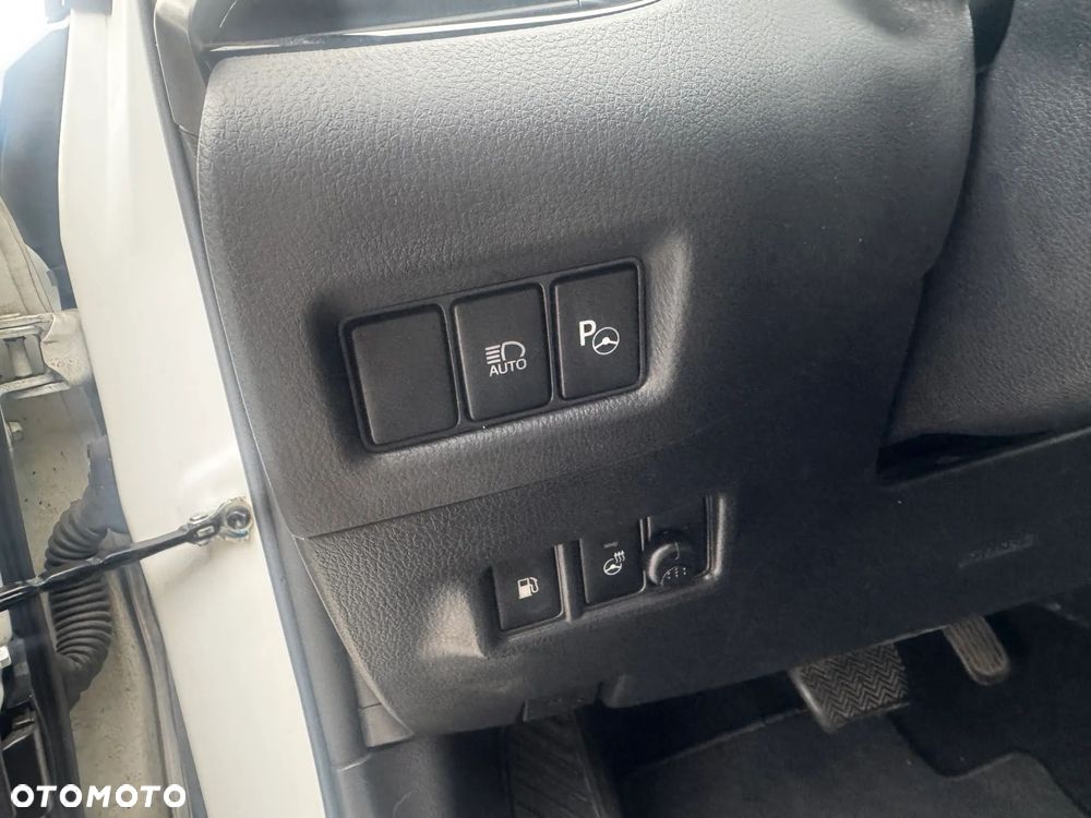 Toyota C-HR 2.0 Hybrid Executive - 8