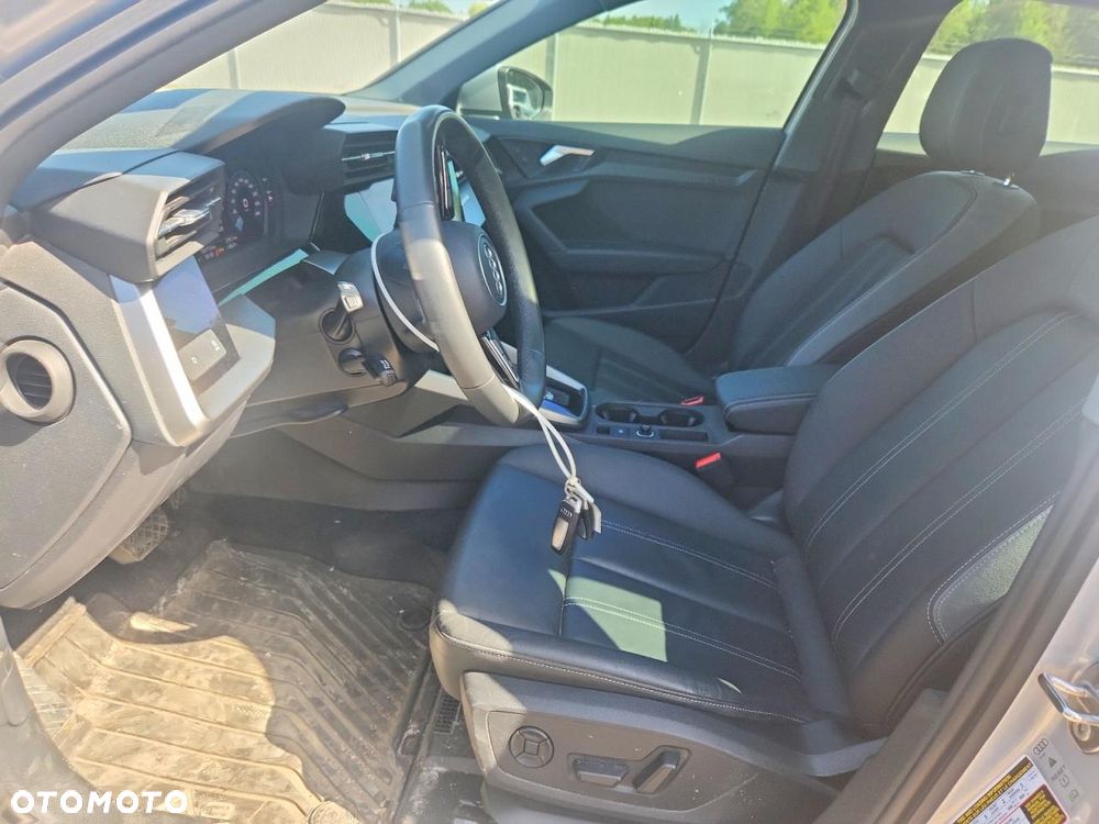 Audi A3 Limousine 40 TFSI quattro S tronic S line - 8