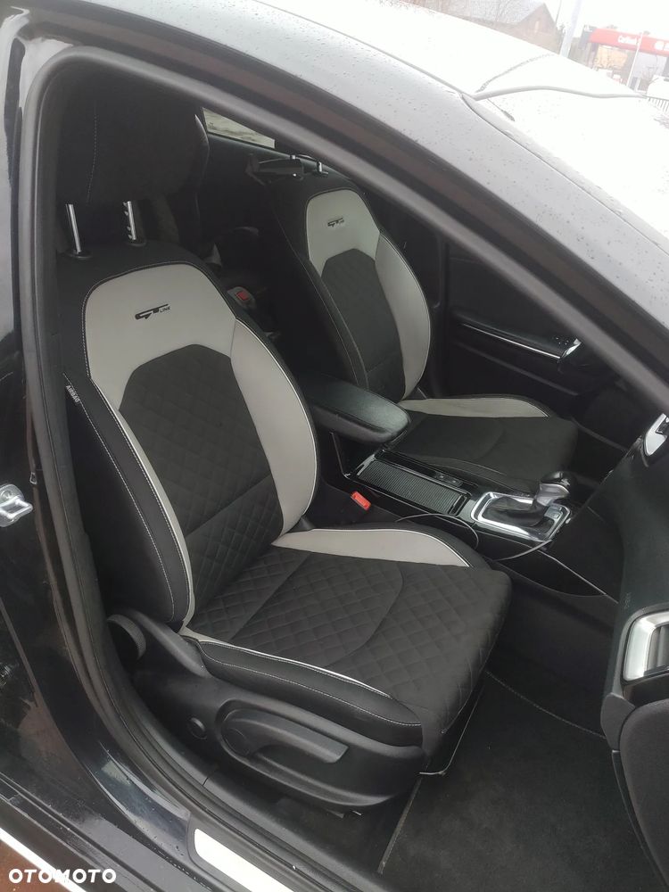 Kia ProCeed - 15