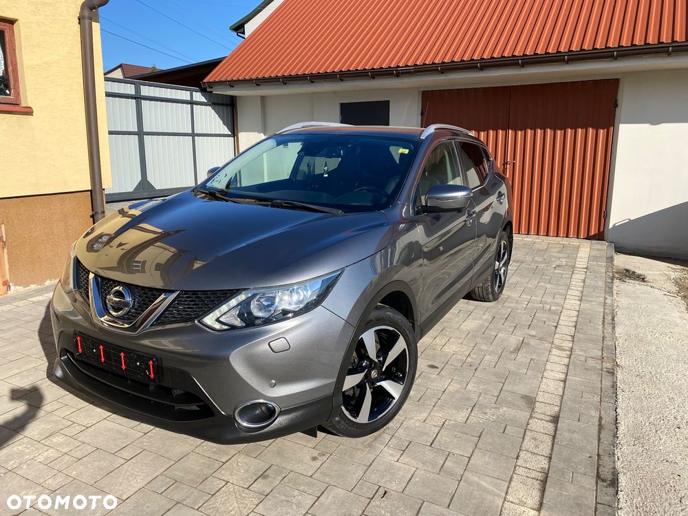 Nissan Qashqai 1.6 DIG-T 360 - 1