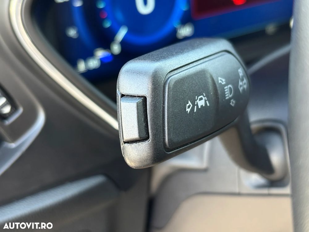 Ford Focus 1.0 EcoBoost ST-Line - 12