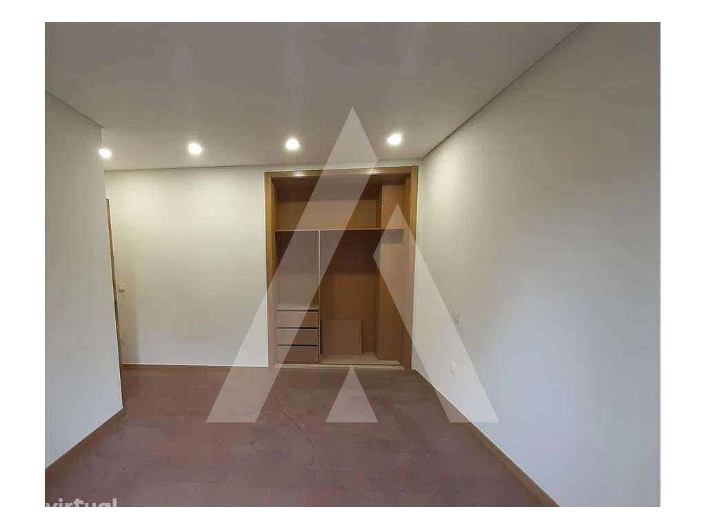 Moradia no Pinheiro da Bemposta - Grande imagem: 3/16