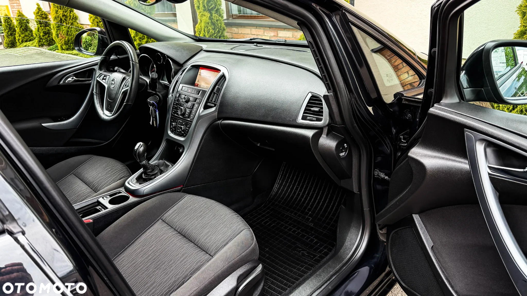 Opel Astra 1.4 Turbo Design Edition - 36