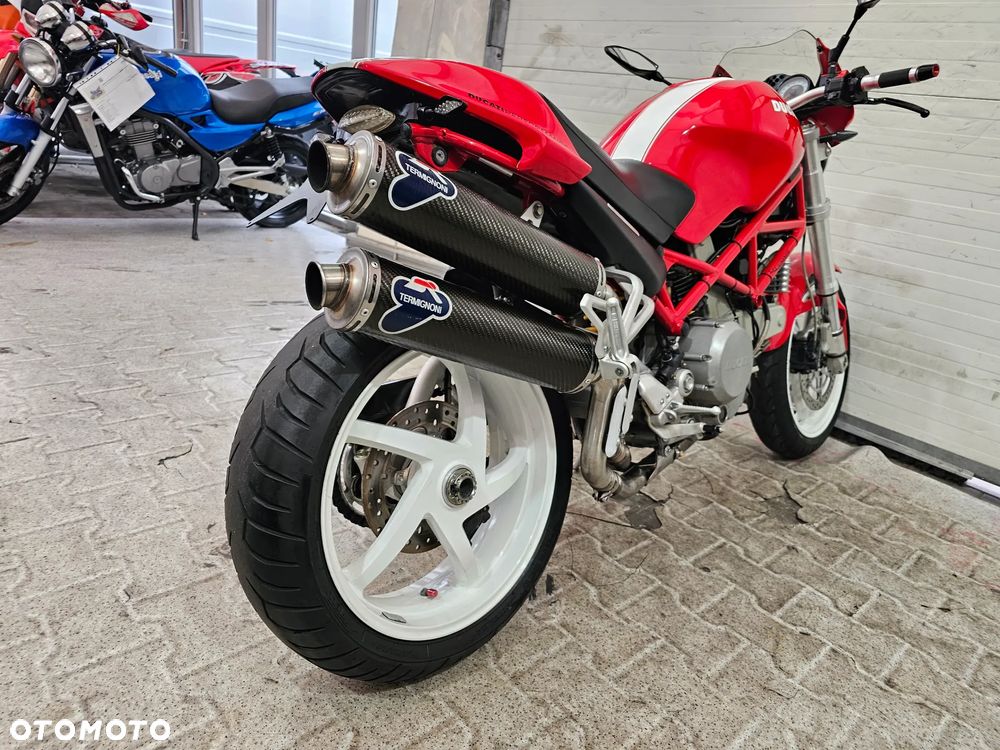 Ducati Monster - 28