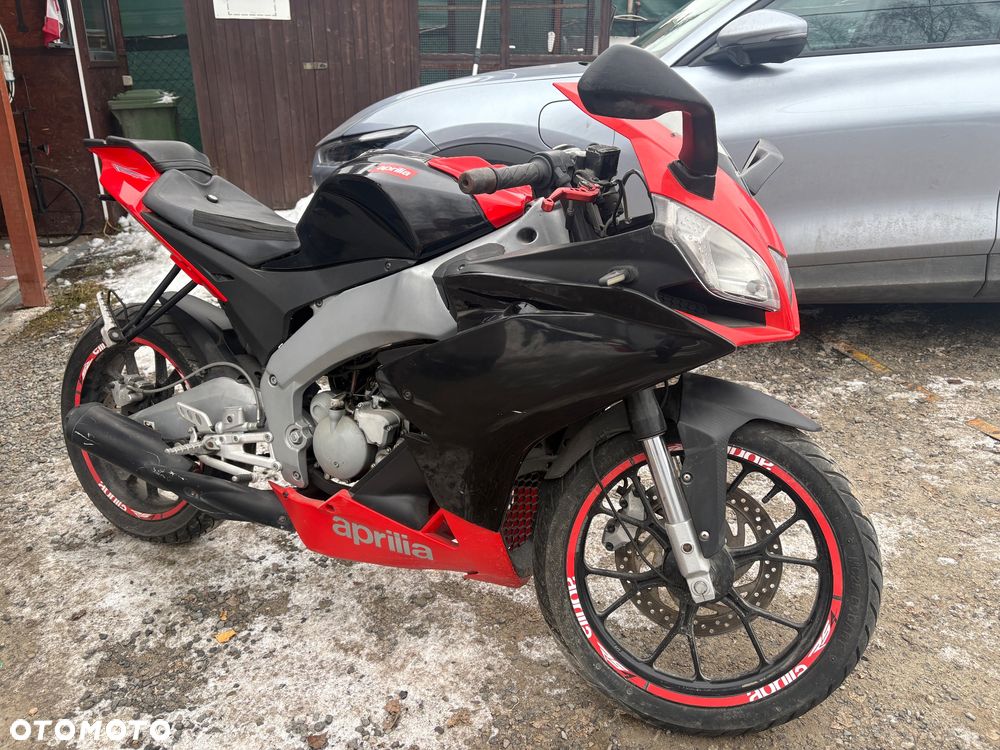 Aprilia RS - 8