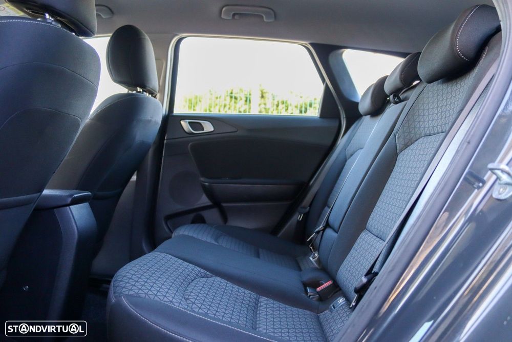 Kia Ceed SW - 21