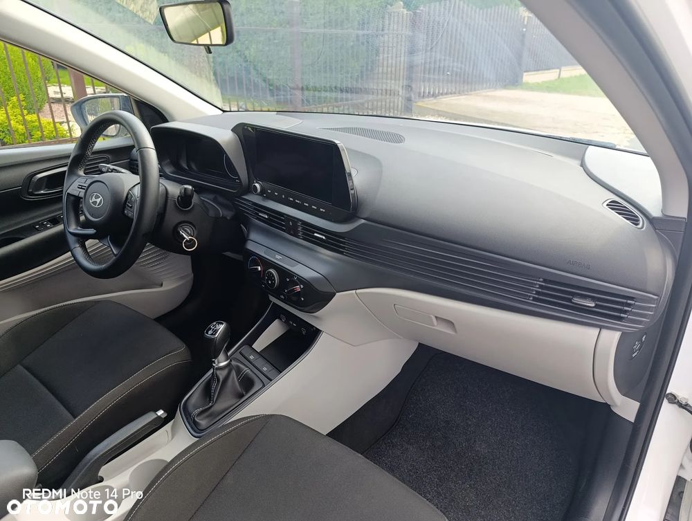 Hyundai i20 - 20