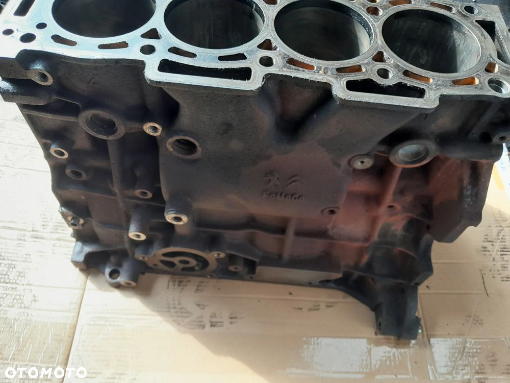 Blok silnika Peugeot Boxer 2.0 HDI E6 przytarty - 4