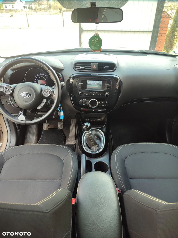 Kia Soul 1.6 CRDI L - 13