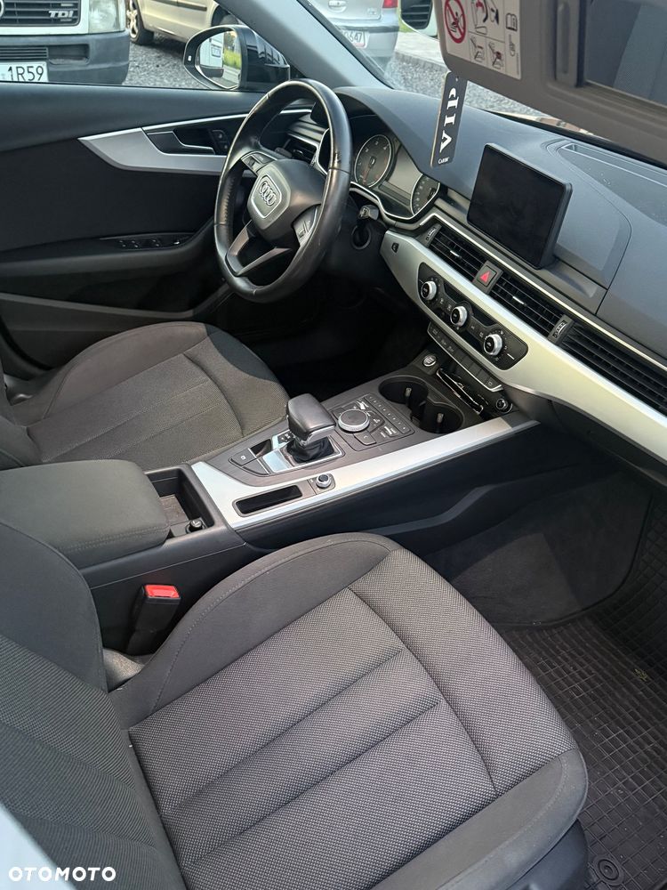 Audi A4 Limousine 2.0 TDI S tronic - 9