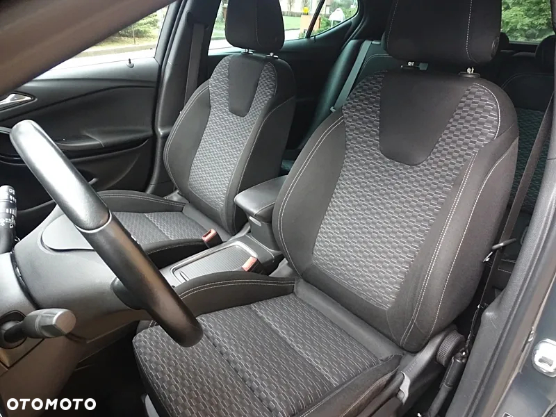Opel Astra 1.4 Turbo Dynamic - 17
