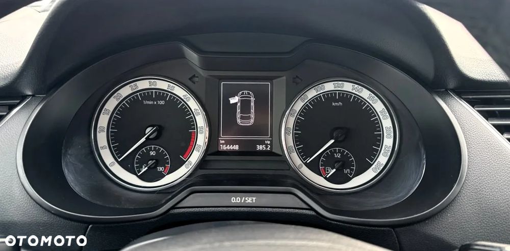 Skoda Octavia 2.0 TDI SCR Style DSG - 10