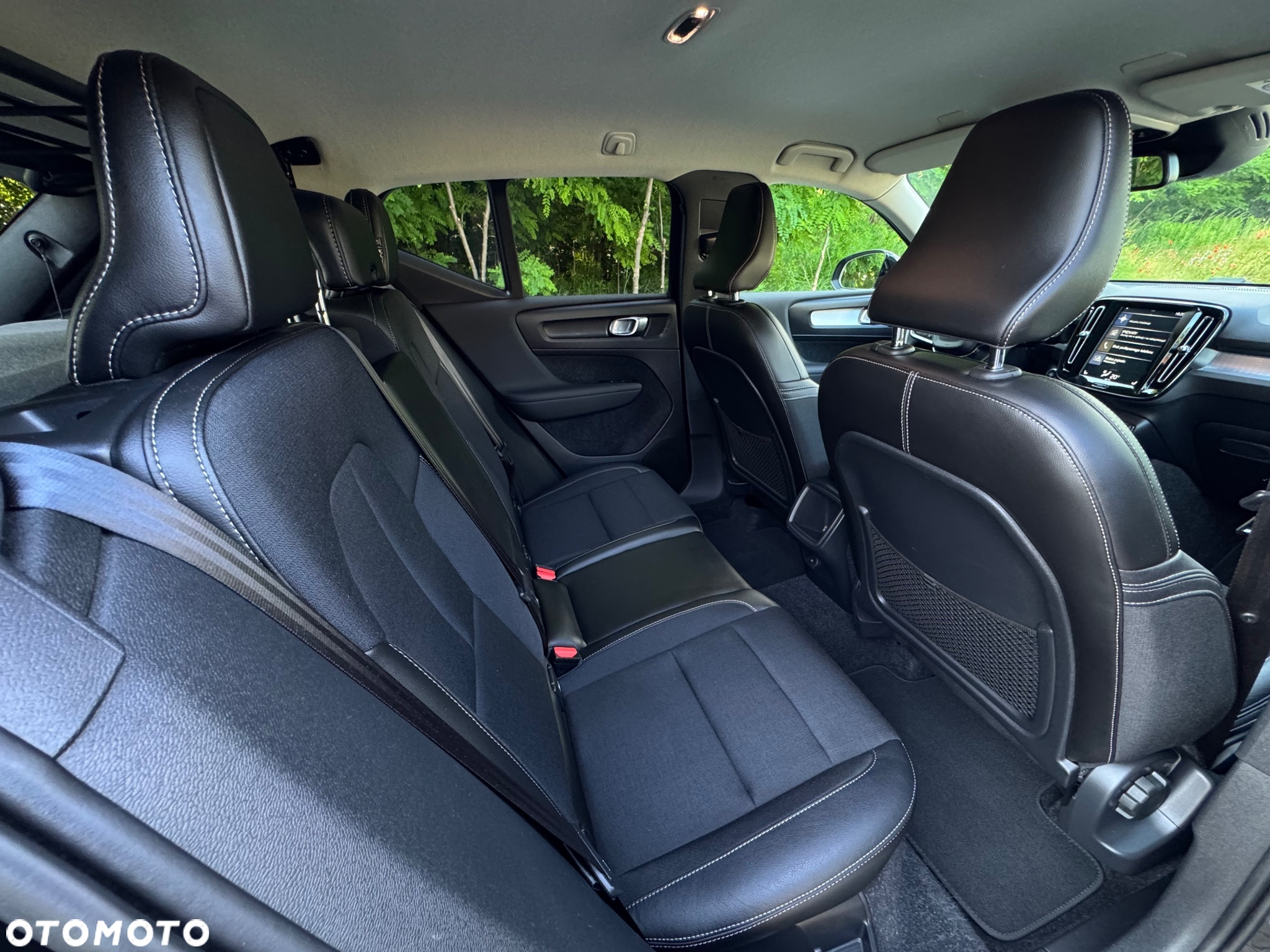 Volvo XC 40 T3 Momentum - 28