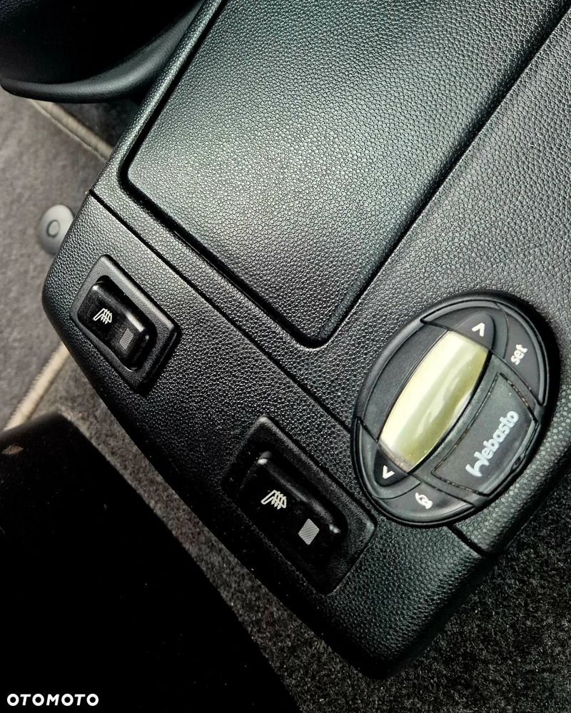 Mazda 5 - 24