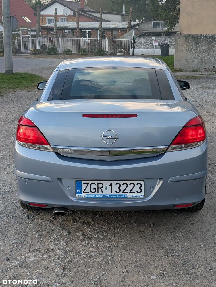 Opel Astra 1.6 - 8