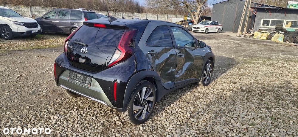 Toyota Aygo X 1.0 VVT-i Executive CVT - 14