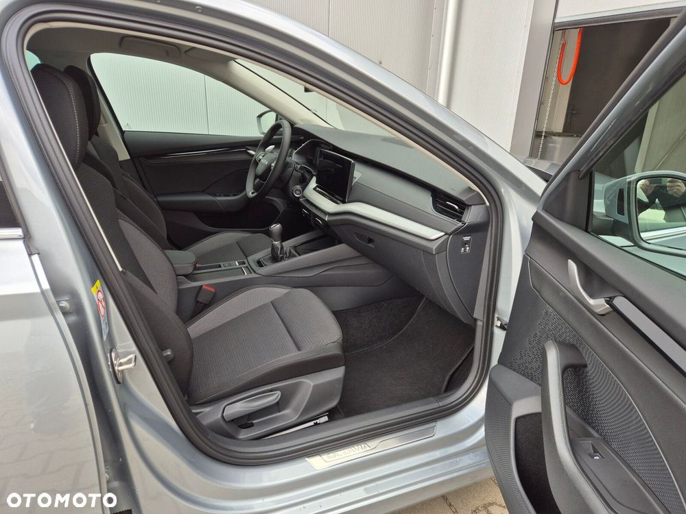 Skoda Octavia 1.5 TSI Drive Selection - 12